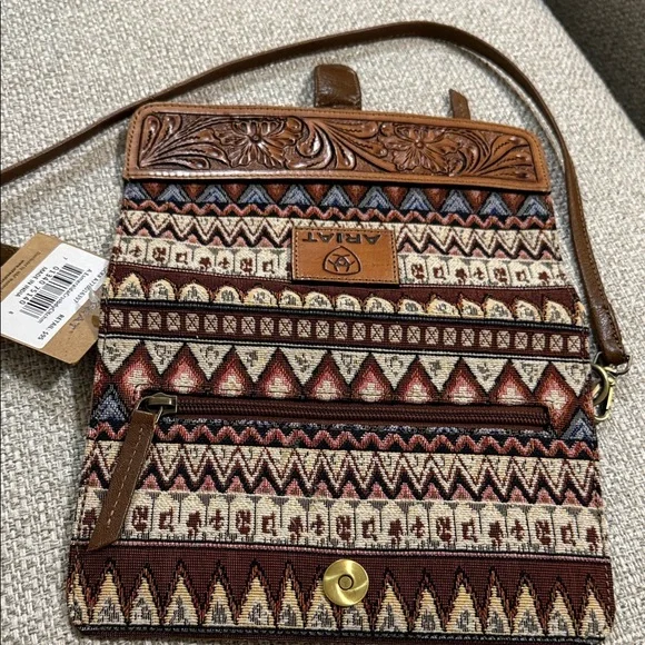 Ariat Multicolor Embroidered Clutch - Picture 5 of 8